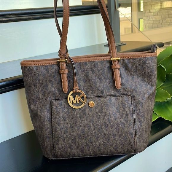 Michael Kors Handbags - New Michael Kors, jet set monogram genuine leather tote, shoulder handbag purse